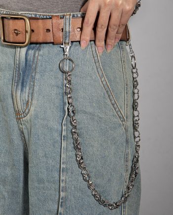 Skulls Chains